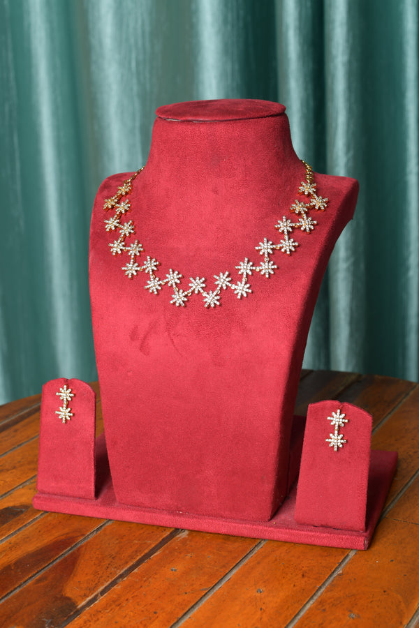 Gold Floral Necklace & Earrings Set – Elegant Women’s Jewelry | Perfect Gift | SKU J1