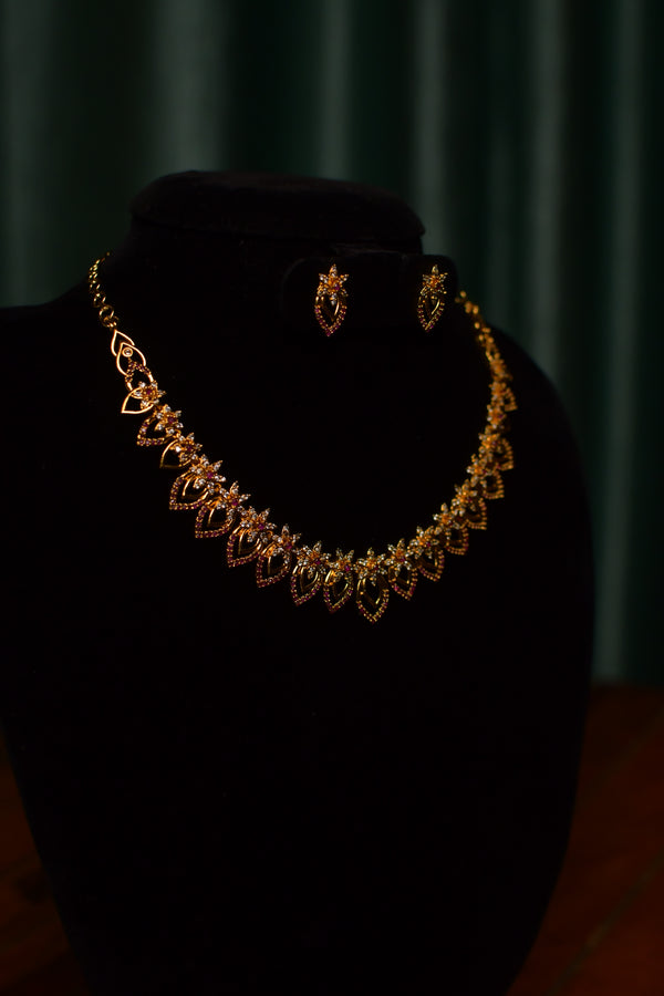 Designer Leaf Motif Gold Necklace & Earrings Set – Elegant Women’s Jewelry | Contemporary Festive
