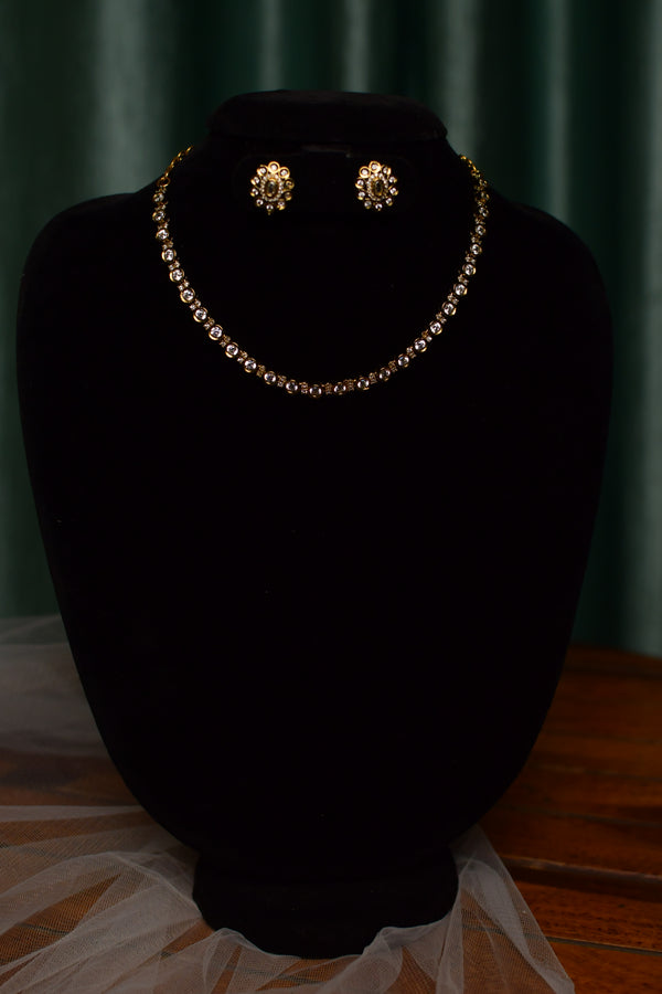 Kundan Bezel Oval Gold Necklace & Stud Earrings Set – Classic Everyday Jewelry | SKU J51