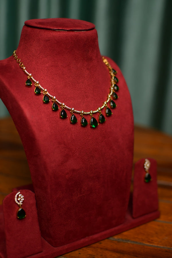 Emerald Green Teardrop Choker Gold Necklace & Pavé Drop Earrings Set – Statement Party Jewelry | SKU J98
